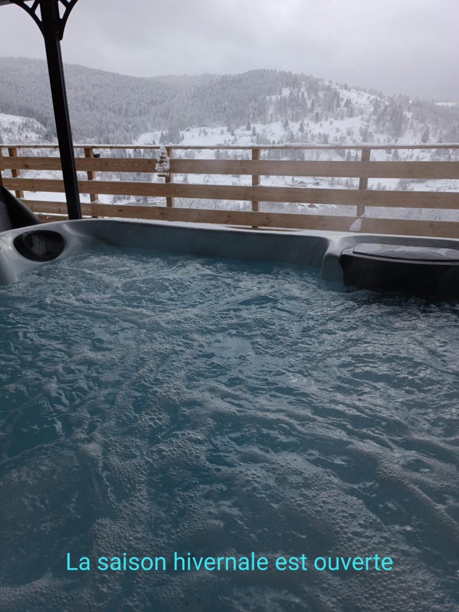 Les Chalets Bambi & Jacuzzi Privatif La Bresse Zimmer foto