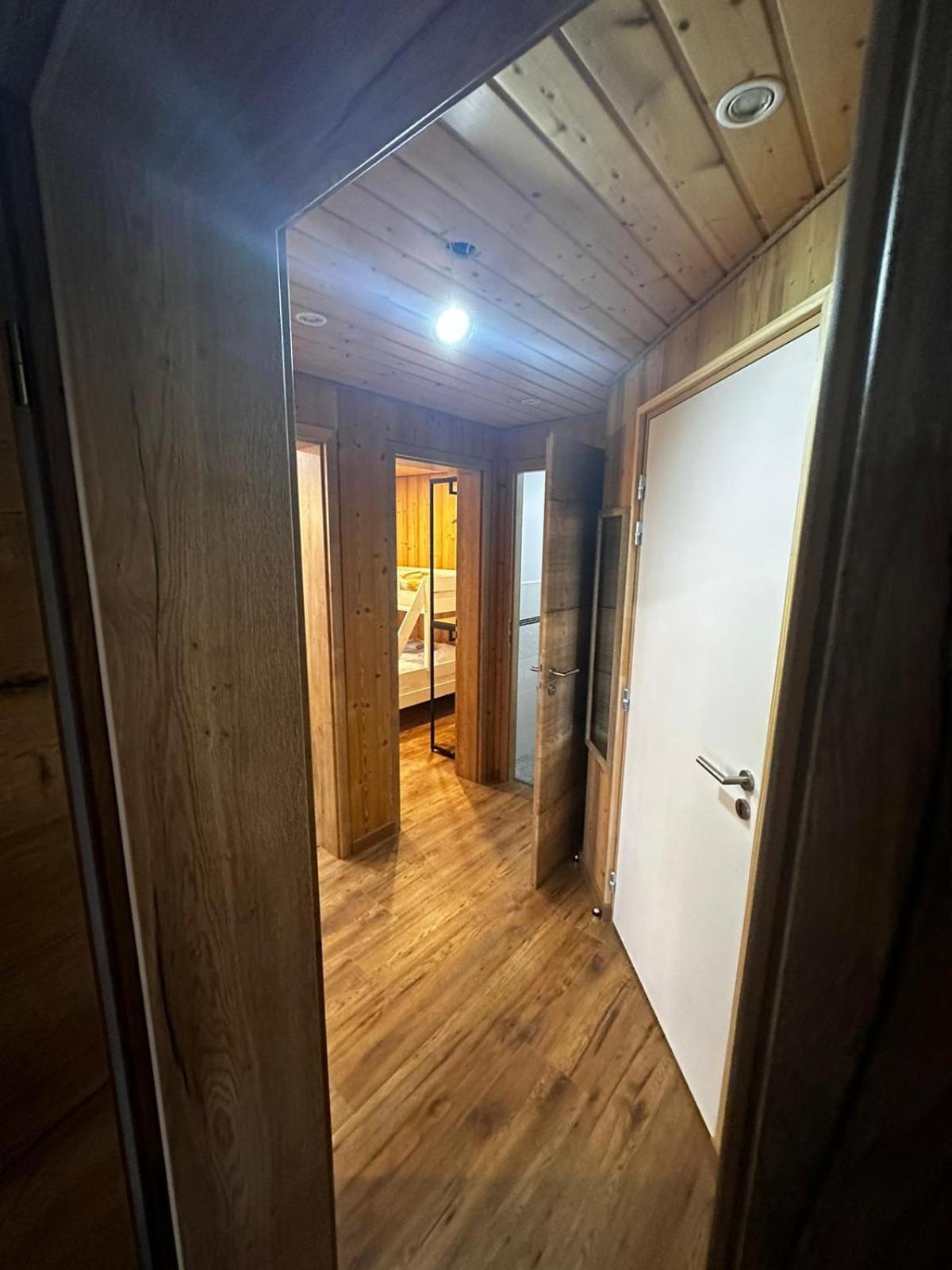 Les Chalets Bambi & Jacuzzi Privatif La Bresse Zimmer foto